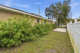 2898 Ashton Rd, Sarasota, FL 34231 - Photo 54