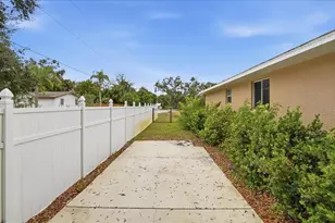 2898 Ashton Rd, Sarasota, FL 34231 - Photo 52