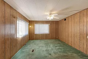 203 50th Avenue Plaza E, Bradenton, FL 34203 - Photo 28