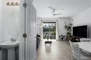 6217 Fairmont Ln, Palmetto, FL 34221 - Photo 6