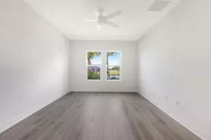 705 Anegada Ln, Sarasota, FL 34234 - Photo 28