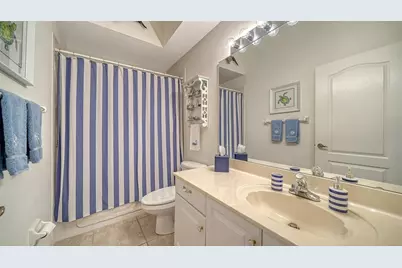 9429 Forest Hills Circle, Sarasota, FL 34238 - Photo 26