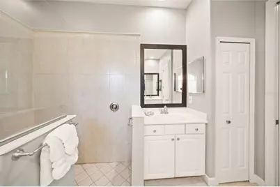 9075 Misty Creek Drive, Sarasota, FL 34241 - Photo 16