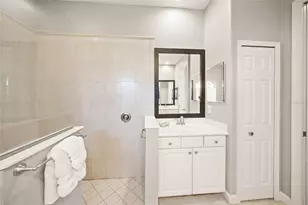 9075 Misty Creek Dr, Sarasota, FL 34241 - Photo 16