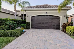 12048 Five Waters Cir, Fort Myers, FL 33913 - Photo 2