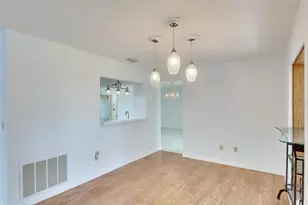 6517 10th Ave W, Bradenton, FL 34209 - Photo 8