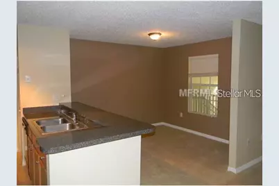 214 Lake Parsons Green #201, Brandon, FL 33511 - Photo 4