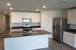 12207 Kingsley Trl, Parrish, FL 34219 - Photo 8