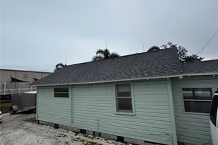 1120 Kruppa Ave, Sarasota, FL 34237 - Photo 2