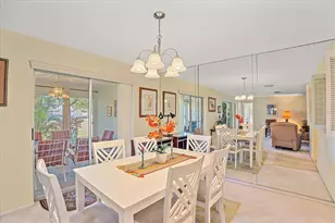 6948 W Country Club Dr N, Sarasota, FL 34243 - Photo 10