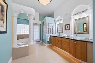 605 Avenida De Mayo, Sarasota, FL 34242 - Photo 14