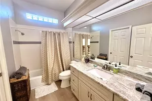 405 Wellington Ct, Venice, FL 34292 - Photo 22