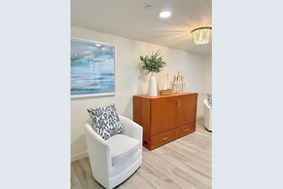 1211 Gulf Of Mexico Drive #403, Longboat Key, FL 34228 - Photo 14