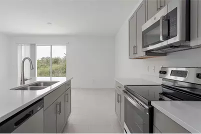 11787 Glenside Terrace, Palmetto, FL 34221 - Photo 8