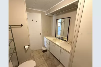 5580 Stonehaven Lane, Sarasota, FL 34233 - Photo 14