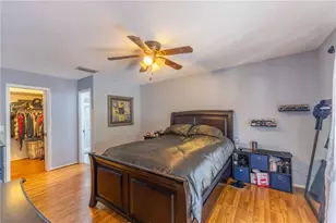 8457 Cypress Lake Cir, Sarasota, FL 34243 - Photo 38