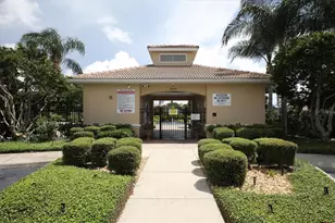 3774 Parkridge Cir, Sarasota, FL 34243 - Photo 20