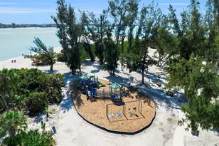 540 S Polk Dr, Sarasota, FL 34236 - Photo 86