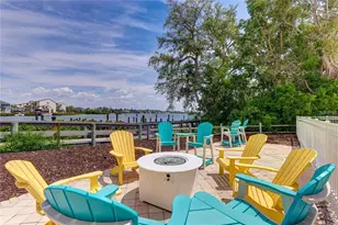 1308 Old Stickney Point Rd, Sarasota, FL 34242 - Photo 4