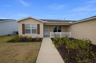 1369 Suffield St, The Villages, FL 32162 - Photo 2