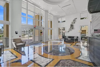 800 N Tamiami Trail #910, Sarasota, FL 34236 - Photo 2