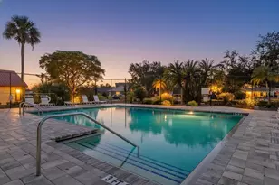 8215 Country Oaks Ct, Sarasota, FL 34243 - Photo 52