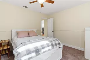 8215 Country Oaks Ct, Sarasota, FL 34243 - Photo 28