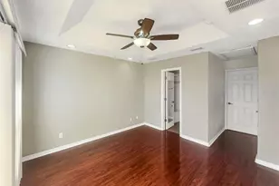 8716 Spruce Hills Ct, Lakewood Ranch, FL 34202 - Photo 10