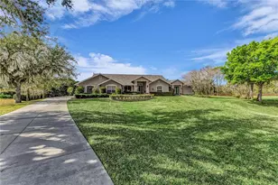 12809 Sheringham Way, Sarasota, FL 34240 - Photo 6