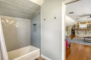 156 Bishopscourt Rd, Osprey, FL 34229 - Photo 58