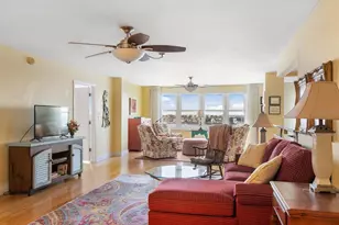 5200 Brittany Dr S, Saint Petersburg, FL 33715 - Photo 6