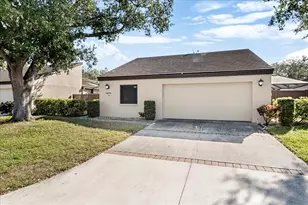 3820 Glen Oaks Manor Dr, Sarasota, FL 34232 - Photo 1