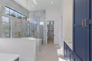 329 Bird Key Dr, Sarasota, FL 34236 - Photo 38