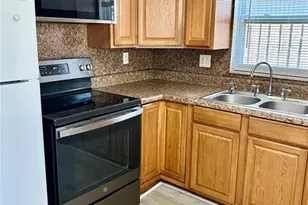 2314 20th Ave W, Bradenton, FL 34205 - Photo 8