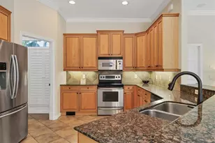 321 Dulmer Dr, Nokomis, FL 34275 - Photo 20