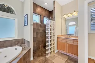 321 Dulmer Dr, Nokomis, FL 34275 - Photo 32