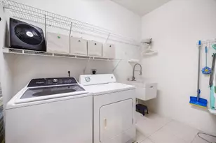 1466 Maseno Dr, Venice, FL 34292 - Photo 20