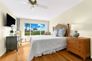 8897 Midnight Pass Rd, Sarasota, FL 34242 - Photo 14