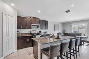 15423 Miller Creek Dr, Sun City Center, FL 33573 - Photo 10