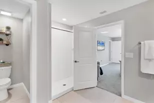 15423 Miller Creek Dr, Sun City Center, FL 33573 - Photo 18