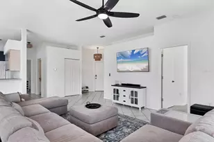 4317 Marcott Cir, Sarasota, FL 34233 - Photo 12