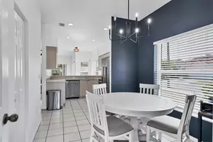 4317 Marcott Cir, Sarasota, FL 34233 - Photo 20