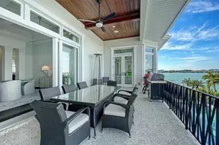 119 N Warbler Ln, Sarasota, FL 34236 - Photo 28