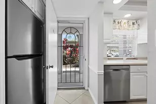 4320 Falmouth Dr, Longboat Key, FL 34228 - Photo 6