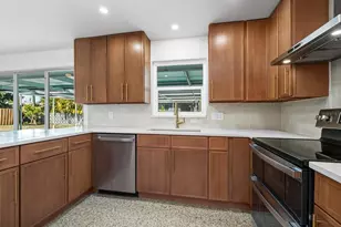 2551 Hibiscus St, Sarasota, FL 34239 - Photo 8