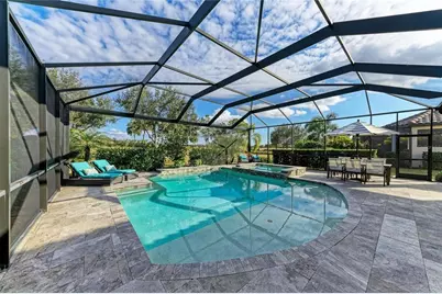 4921 Napoli Run, Lakewood Ranch, FL 34211 - Photo 6