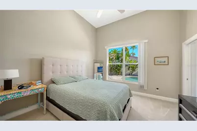 3548 Fair Oaks Lane, Longboat Key, FL 34228 - Photo 32