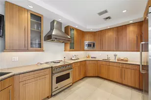 648 Beach Rd, Sarasota, FL 34242 - Photo 12