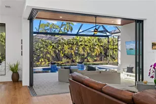 1429 Westbrook Dr, Sarasota, FL 34231 - Photo 10