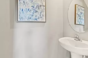 18548 Buckskin Dr, Lakewood Ranch, FL 34211 - Photo 10